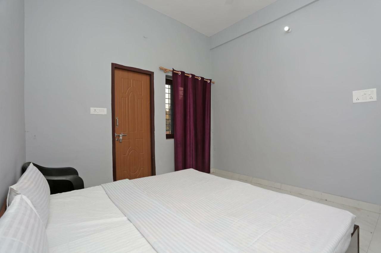 Spot On 36302 Ganesh Puri